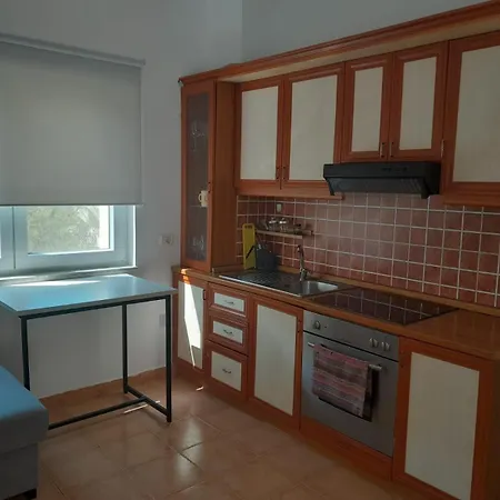Lavender Apartmán Golem (Tirana)