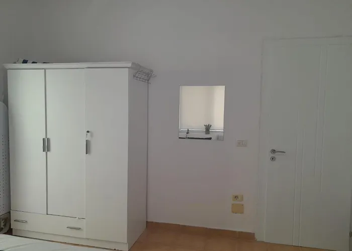 Apartment Lavender Golem (Tirana)