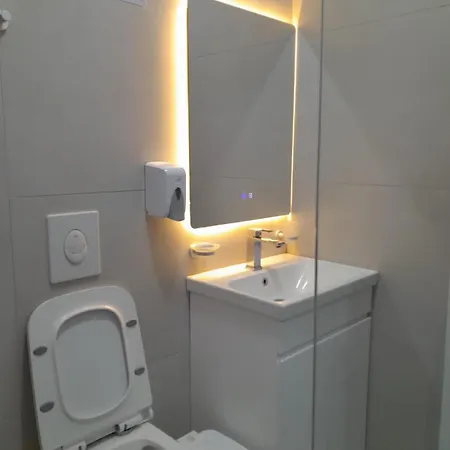 Lavender * Golem (Tirana)